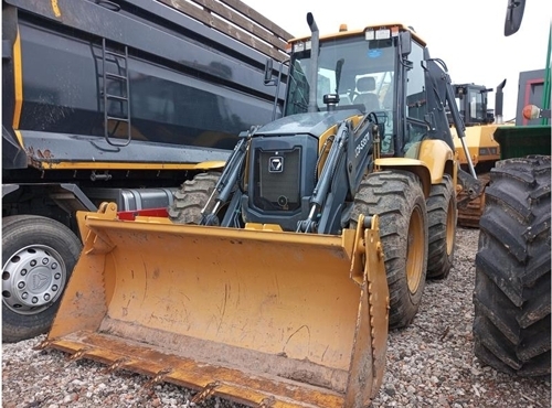 Экскаватор-погрузчик XCMG XC8-S3570 2023 года с НДС