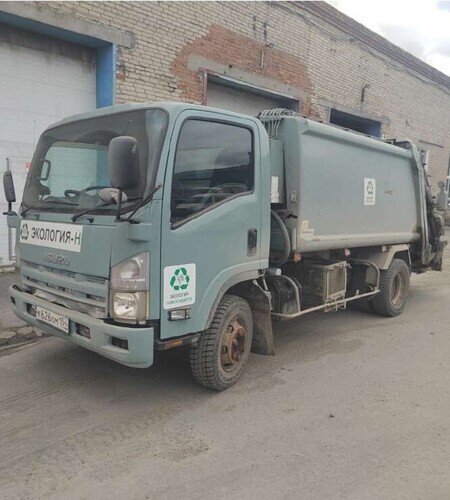 Мусоровоз Isuzu Elf