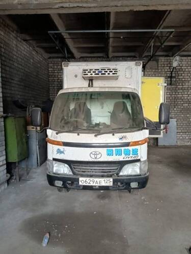 Фургон Toyota Dyna