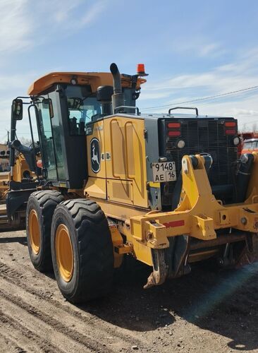Автогрейдер John Deere 672G 6*6
